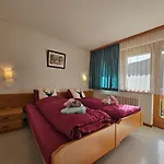 Azurit Ski-in, Ski-out Saas Fee